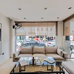 Casa Alloro