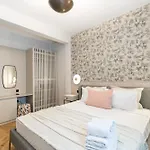 Casa Alloro فندق 3*