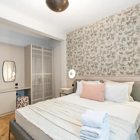 Casa Alloro Hotel 3*