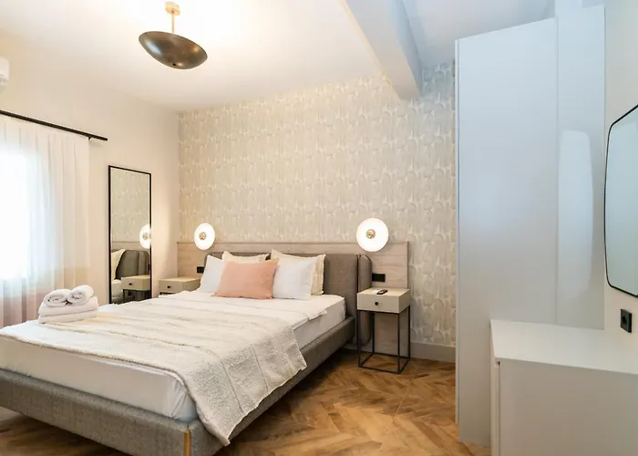 Casa Alloro Hotell 3*