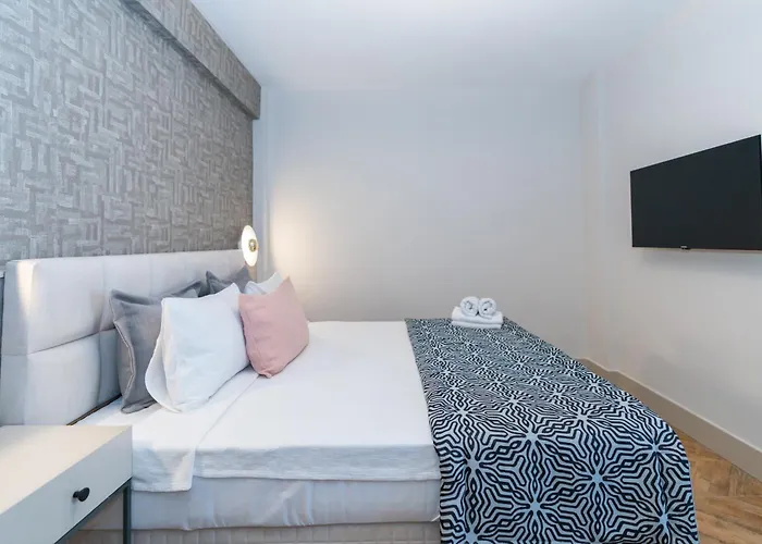 Casa Alloro 3*