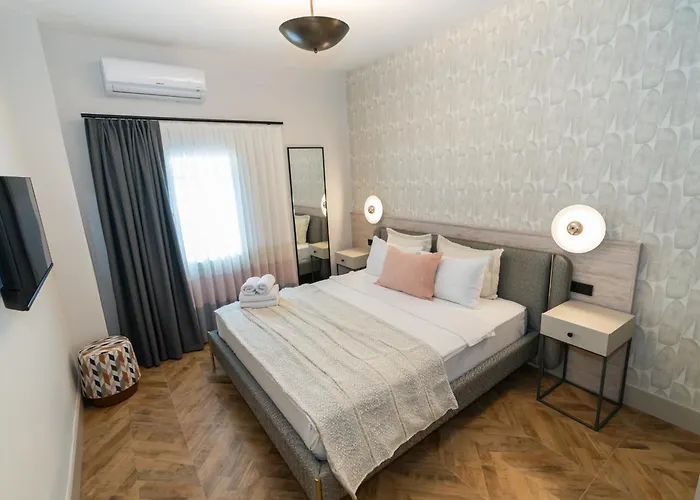 Casa Alloro Hotel 3*