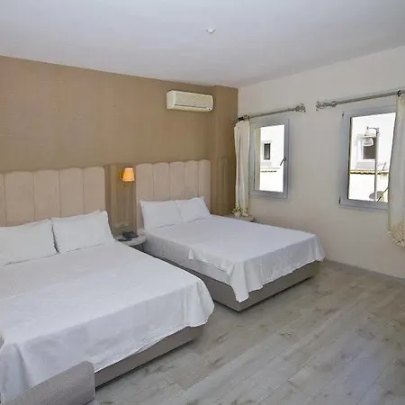 Casa Alloro