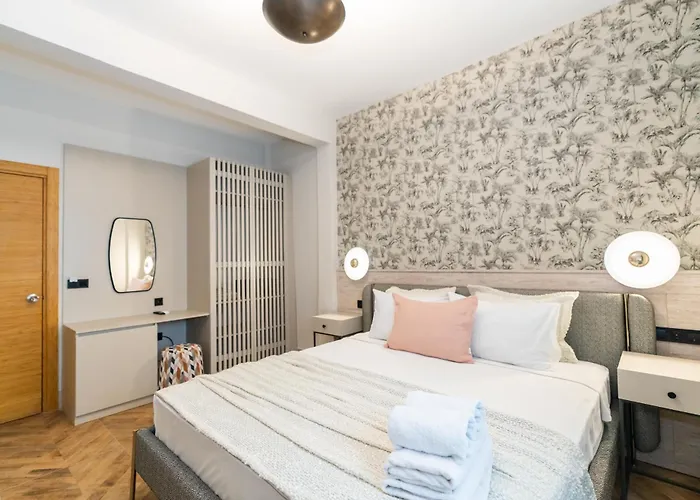 Casa Alloro Hotel 3*